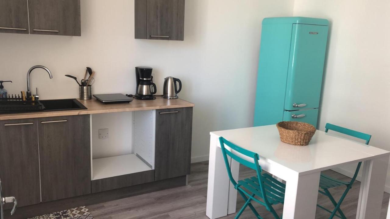 Appartement 4 Personnes Vue Mer A Santec Au Pied De La Plage Du Dossen Luaran gambar