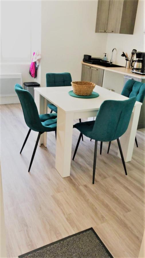 Appartement 4 Personnes Vue Mer A Santec Au Pied De La Plage Du Dossen Luaran gambar