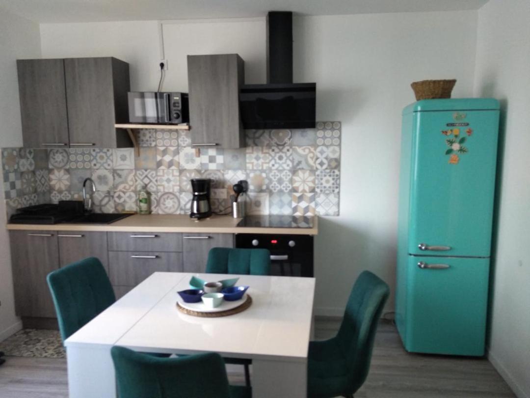 Appartement 4 Personnes Vue Mer A Santec Au Pied De La Plage Du Dossen Luaran gambar